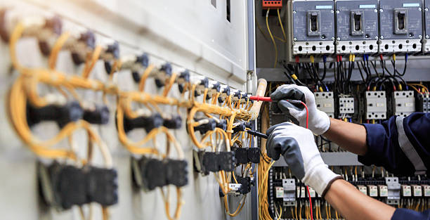 Professional Electrician technician working in Calverton, MD